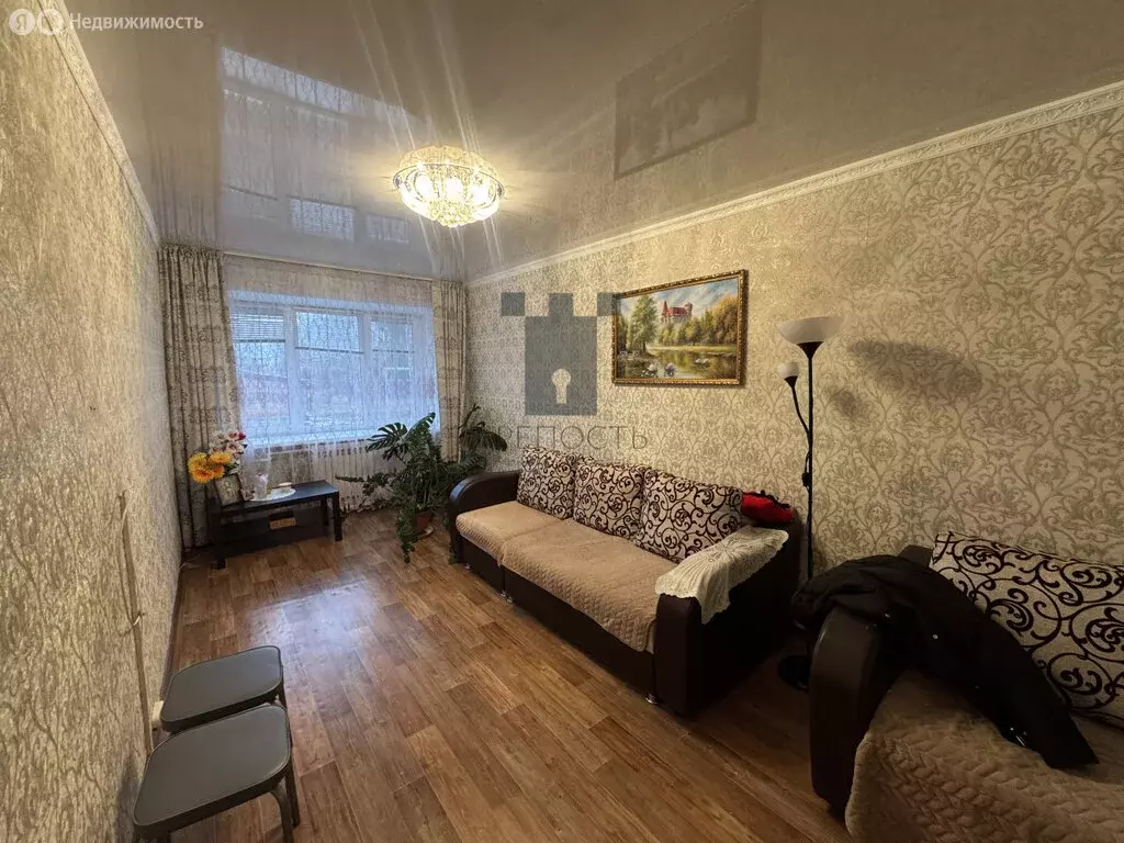 3-комнатная квартира: Мелеуз, улица Комарова, 5 (56 м) - Фото 2