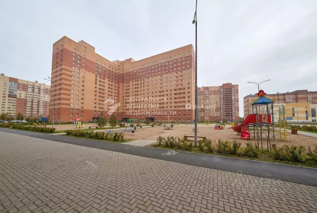 3-к кв. Рязанская область, Рязань ул. Семчинская, 8 (63.96 м) - Фото 1