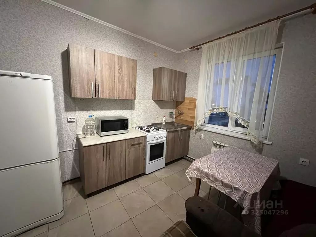 Дом в Краснодарский край, Новороссийск ул. Снайпера Рубахо, 98 (100 м) - Фото 1