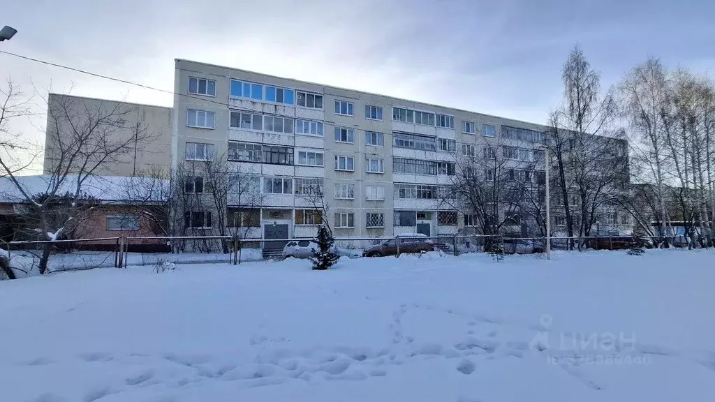 2-к кв. Свердловская область, Среднеуральск пер. Гашева, 4 (53.0 м) - Фото 1