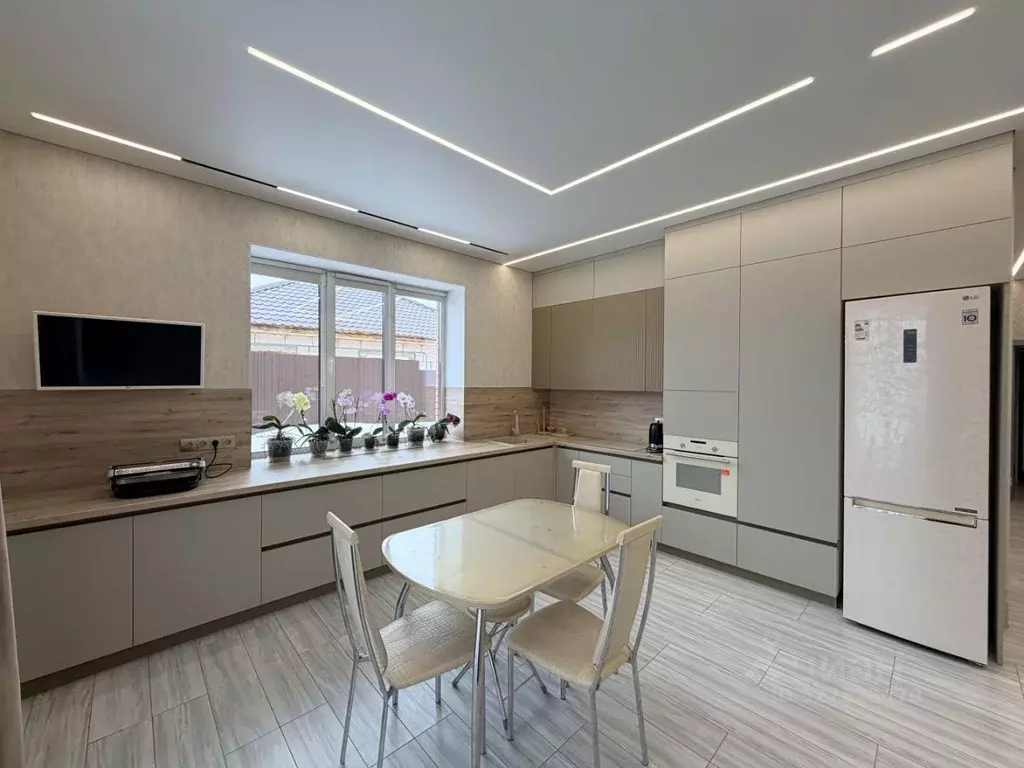 Дом в Оренбургская область, Оренбург ул. Чаганская, 17/1 (120 м) - Фото 1