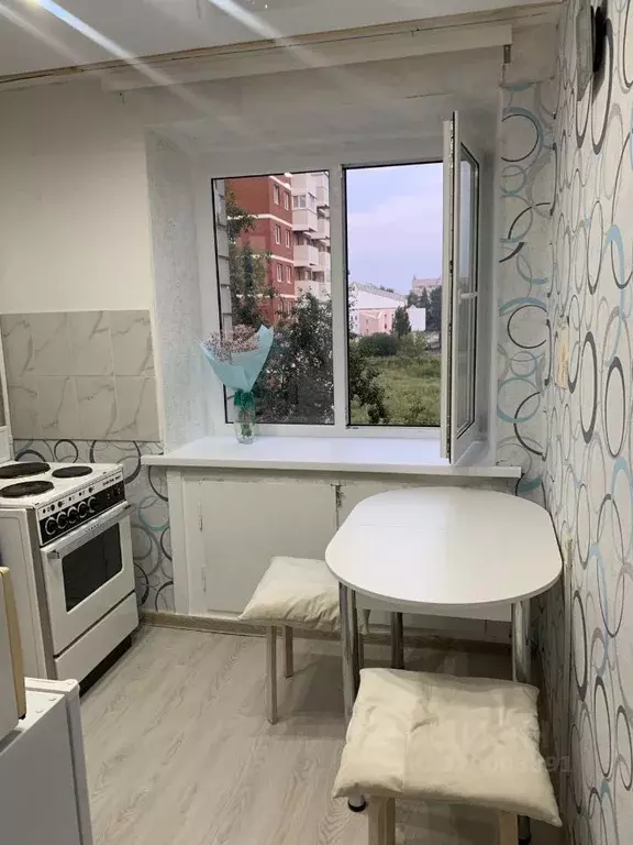 1-к кв. Удмуртия, Ижевск ул. Михаила Петрова, 39 (32.8 м) - Фото 0