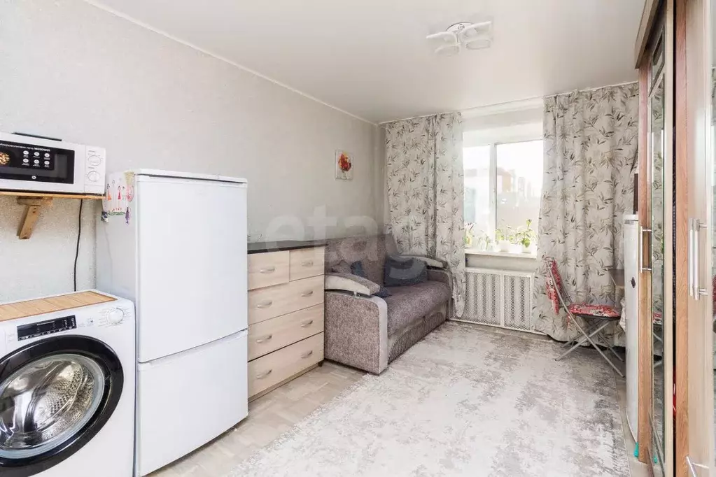 Комната Тюменская область, Тюмень ул. Котовского, 13 (17.3 м) - Фото 1