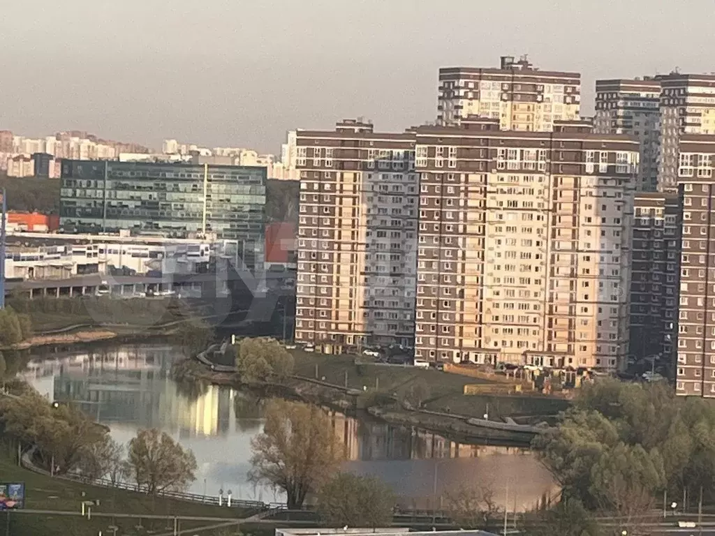 1-к. квартира, 46 м, 18/25 эт. - Фото 0