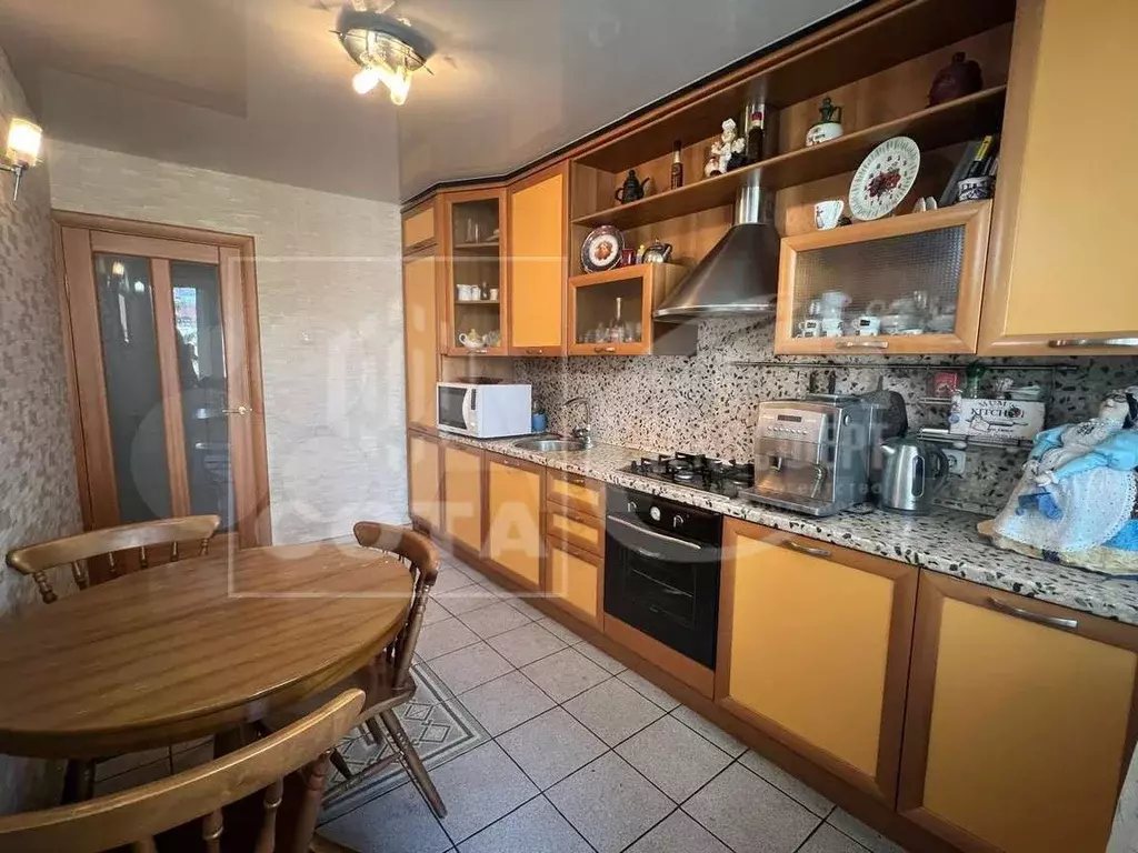 3-к. квартира, 80 м, 3/10 эт. - Фото 1
