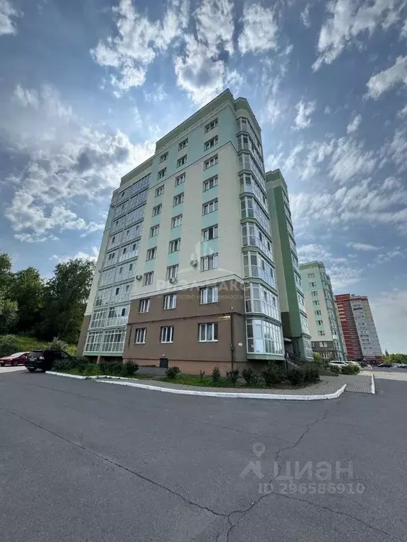 2-к кв. Брянская область, Брянск Бежицкая ул., 297А (67.5 м) - Фото 0