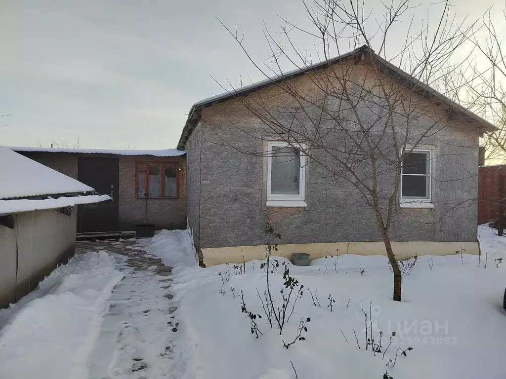 Дом в Курская область, Курский район, Моковский сельсовет, д. Духовец ... - Фото 1