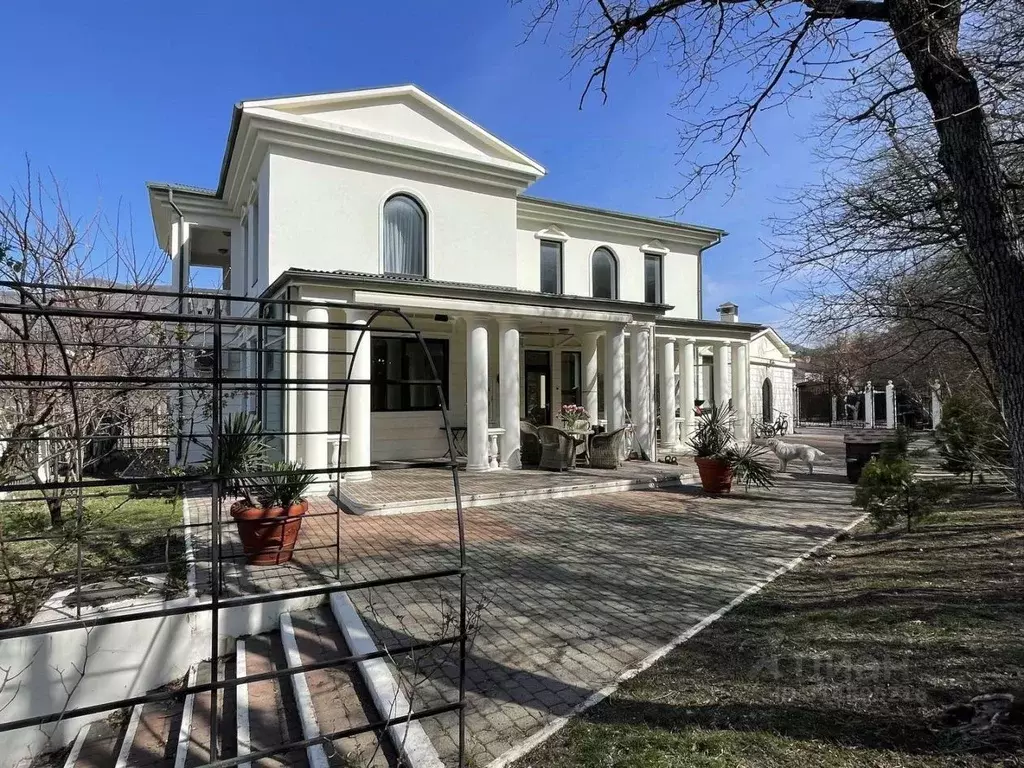 Дом в Краснодарский край, Геленджик ул. Калистратова (296 м) - Фото 1