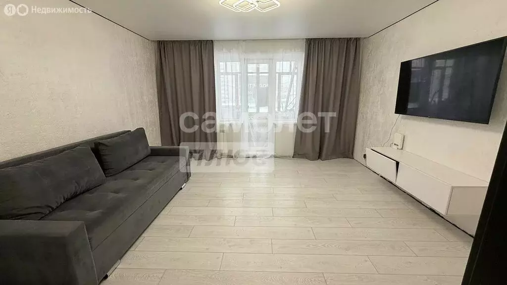 3-комнатная квартира: Челябинск, проспект Победы, 147 (66.8 м) - Фото 1