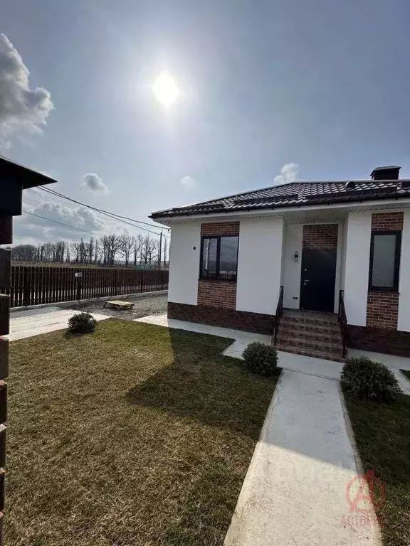Дом в Краснодарский край, Новороссийск городской округ, Натухаевская ... - Фото 0