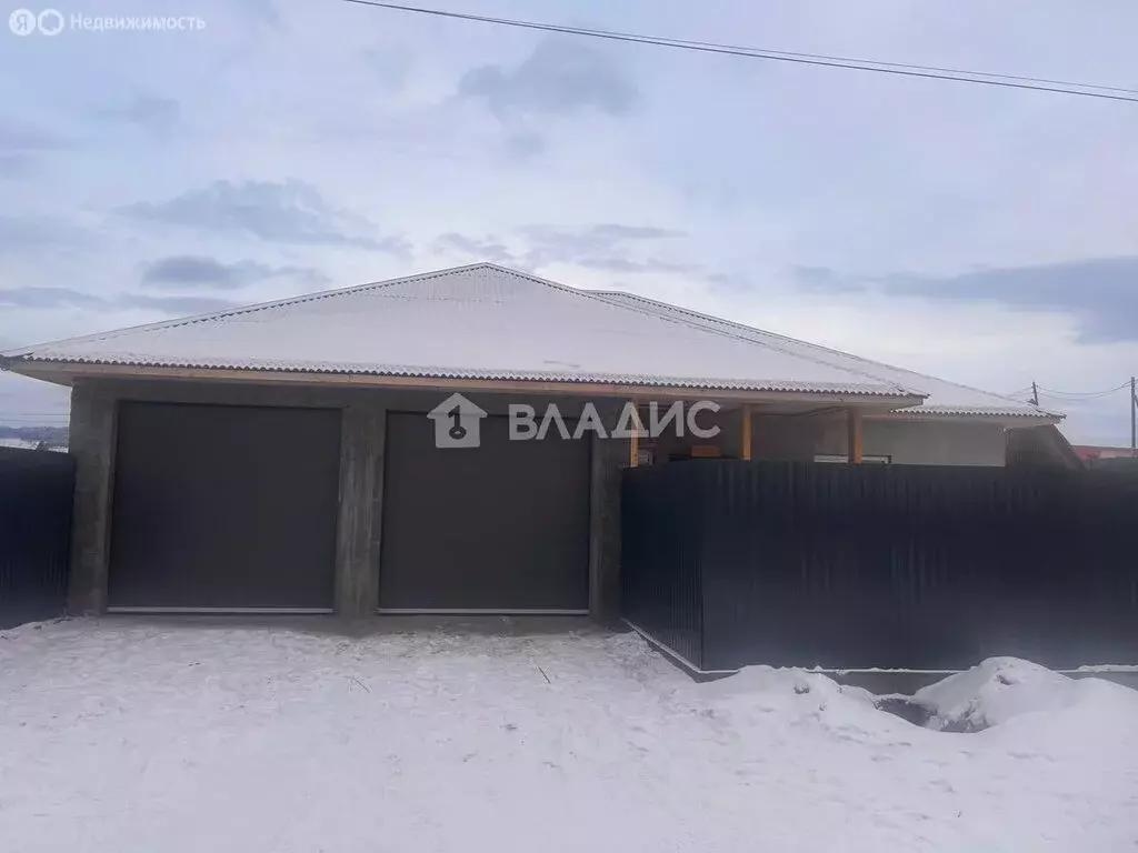 Дом в Нижний Саянтуй, улица Чиркова, 8 (182 м) - Фото 0