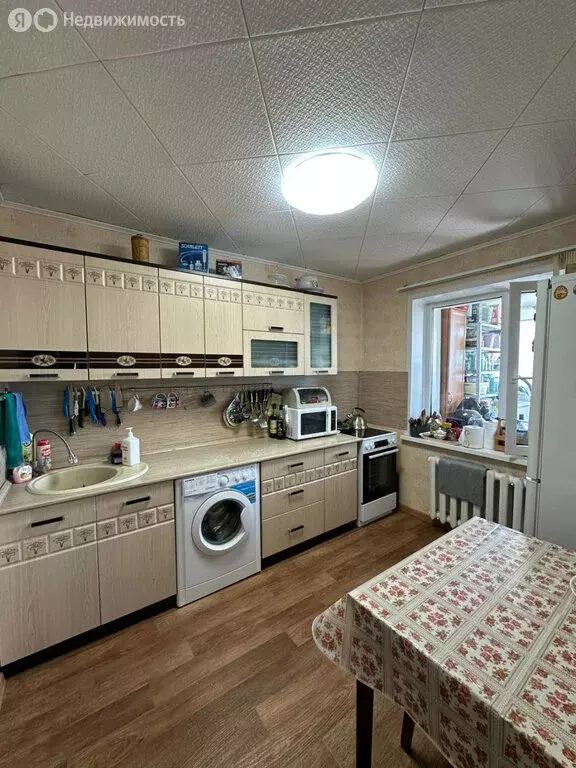 3-комнатная квартира: Батайск, улица Северный Массив, 12 (66 м) - Фото 0