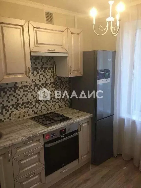 Продается 2-комнатная квартира - Фото 1