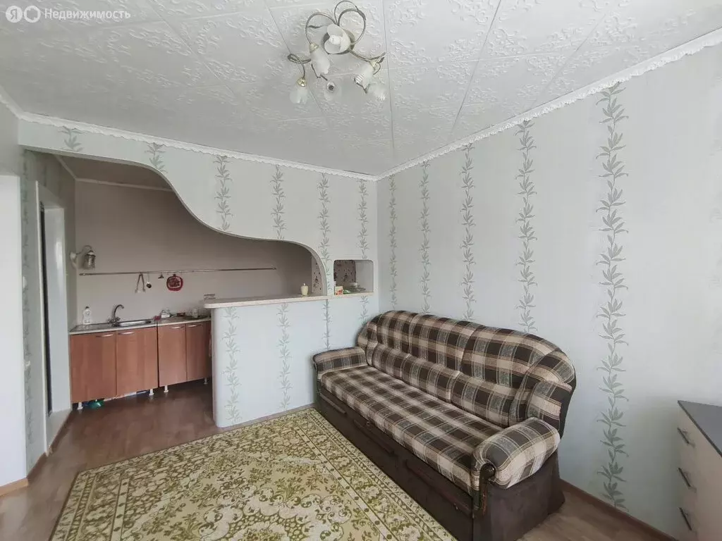 2-комнатная квартира: район им. Лазо, рабочий посёлок Хор, улица ... - Фото 1