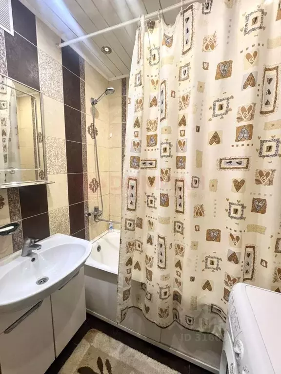 4-к кв. Ростовская область, Волгодонск ул. Максима Горького, 171 (78.8 ... - Фото 0