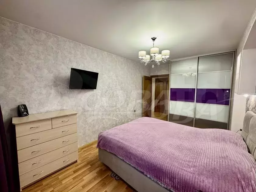 2-к. квартира, 80 м, 4/10 эт. - Фото 1