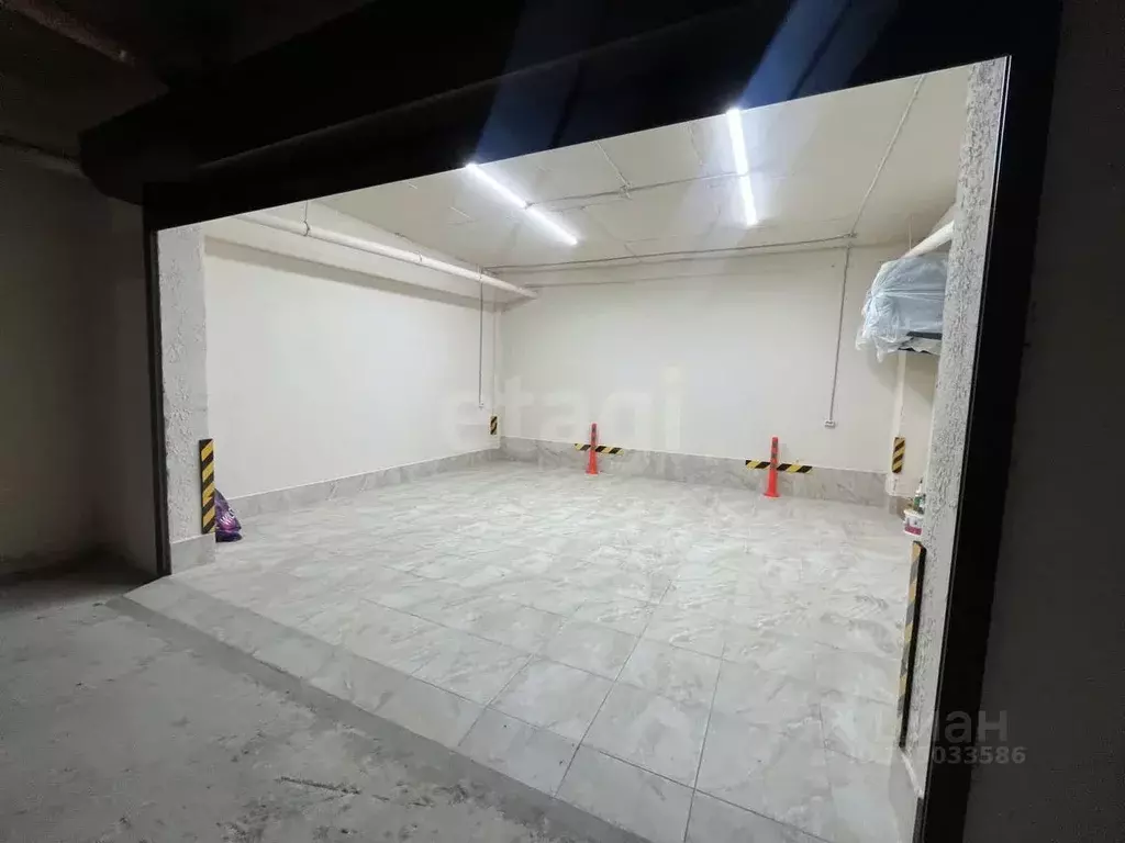 Гараж в Краснодарский край, Геленджик Крымская ул., 19к6 (30 м) - Фото 1