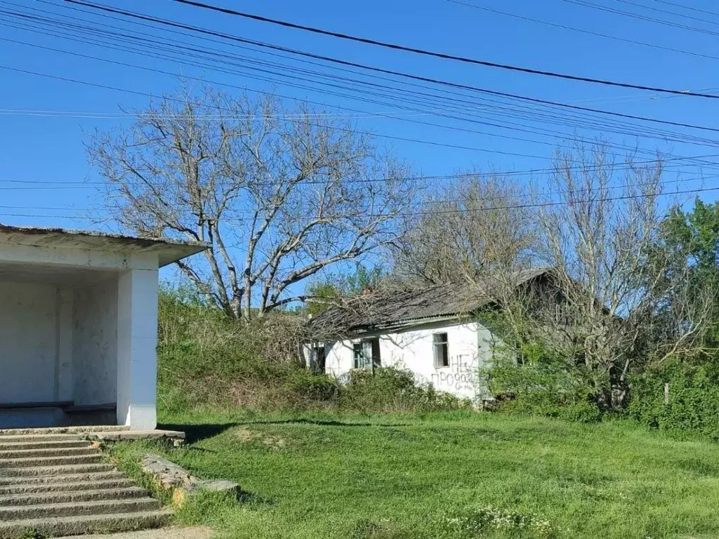 Дом в Крым, Бахчисарайский район, Голубинское с/пос, с. Путиловка ул. ... - Фото 2