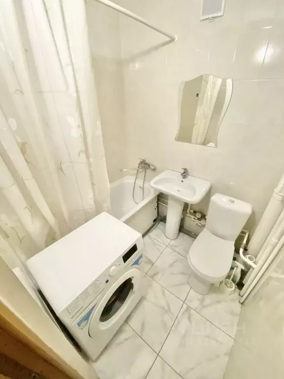 1-к кв. Смоленская область, Смоленск ул. Твардовского, 10б (42.0 м) - Фото 1