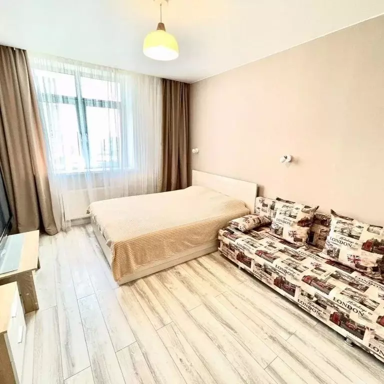 1-к кв. Тюменская область, Тюмень ул. Газовиков, 73к1 (50.0 м) - Фото 1