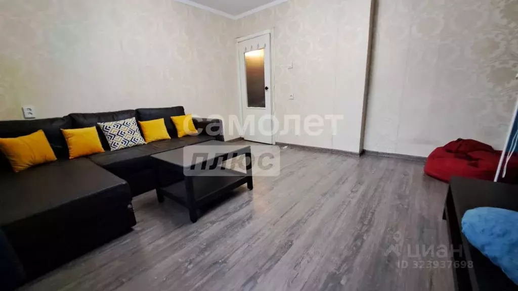 2-к кв. Свердловская область, Екатеринбург ул. Токарей, 54к2 (42.5 м) - Фото 1