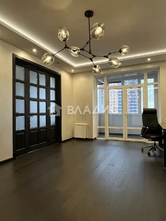 Продается 3-комнатная квартира - Фото 1