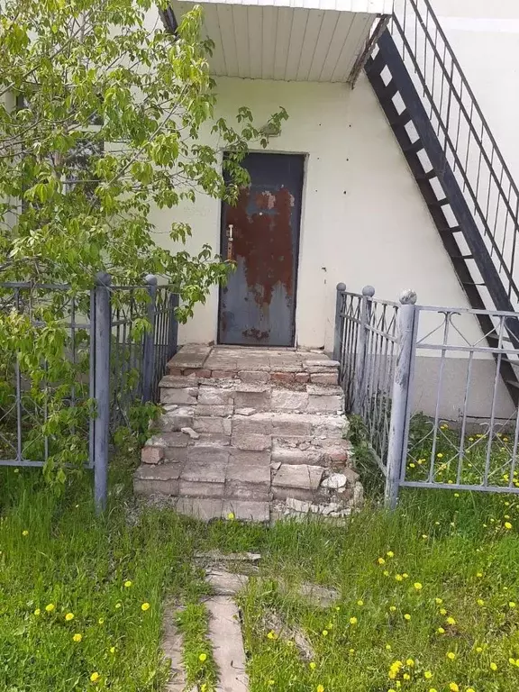 Помещение свободного назначения в Башкортостан, с. Ермекеево ул. ... - Фото 0