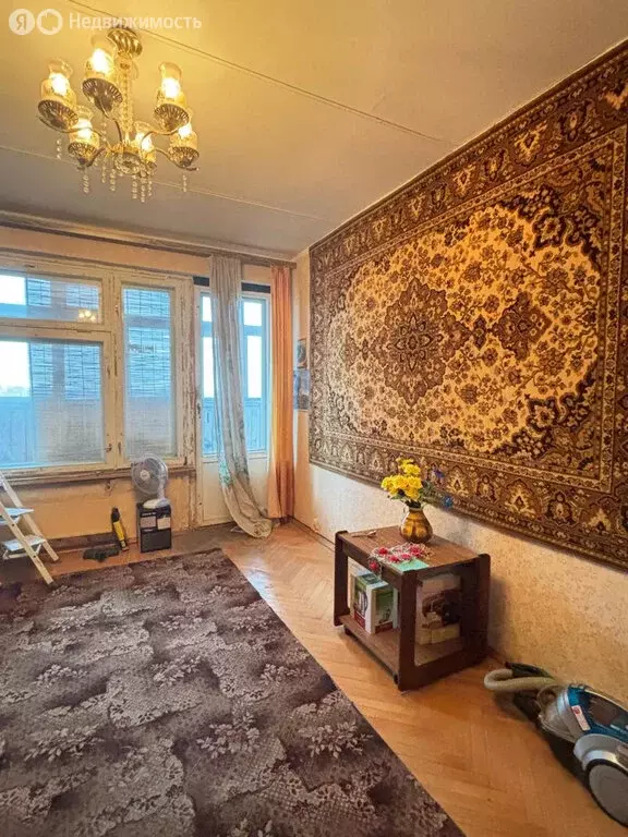 3-комнатная квартира: Подольск, улица Кирова, 7 (63.8 м) - Фото 1