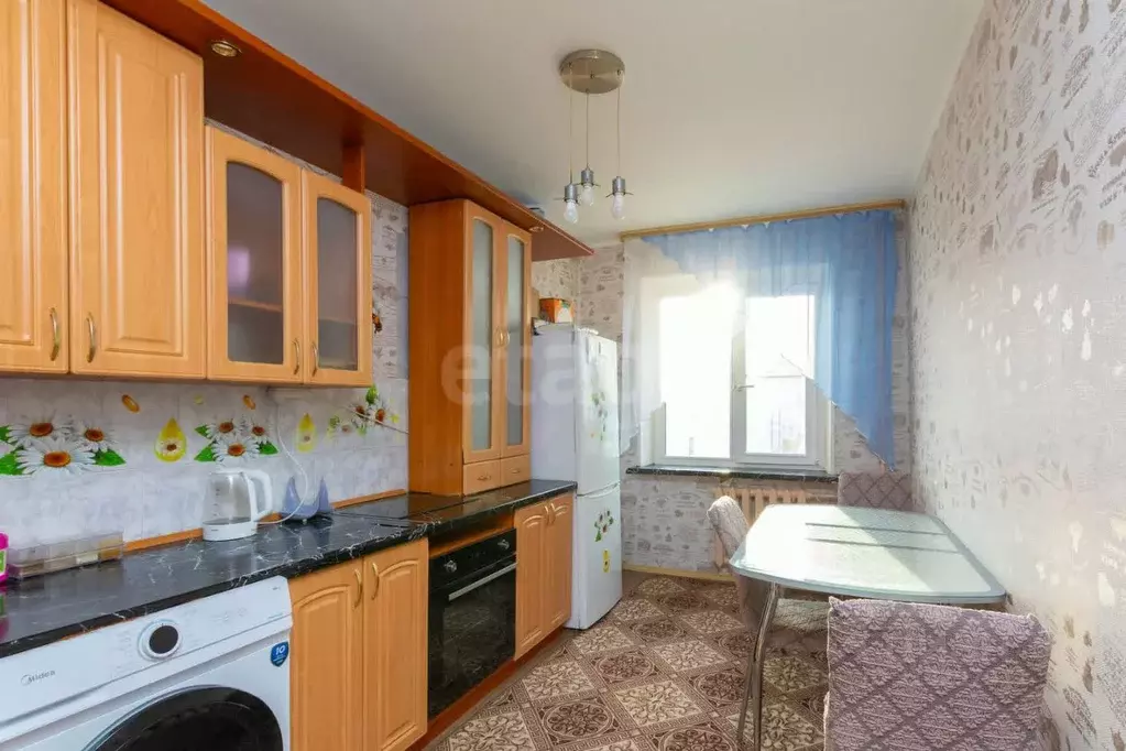 3-к кв. Тюменская область, Тюмень ул. Домостроителей, 6а (68.2 м) - Фото 1