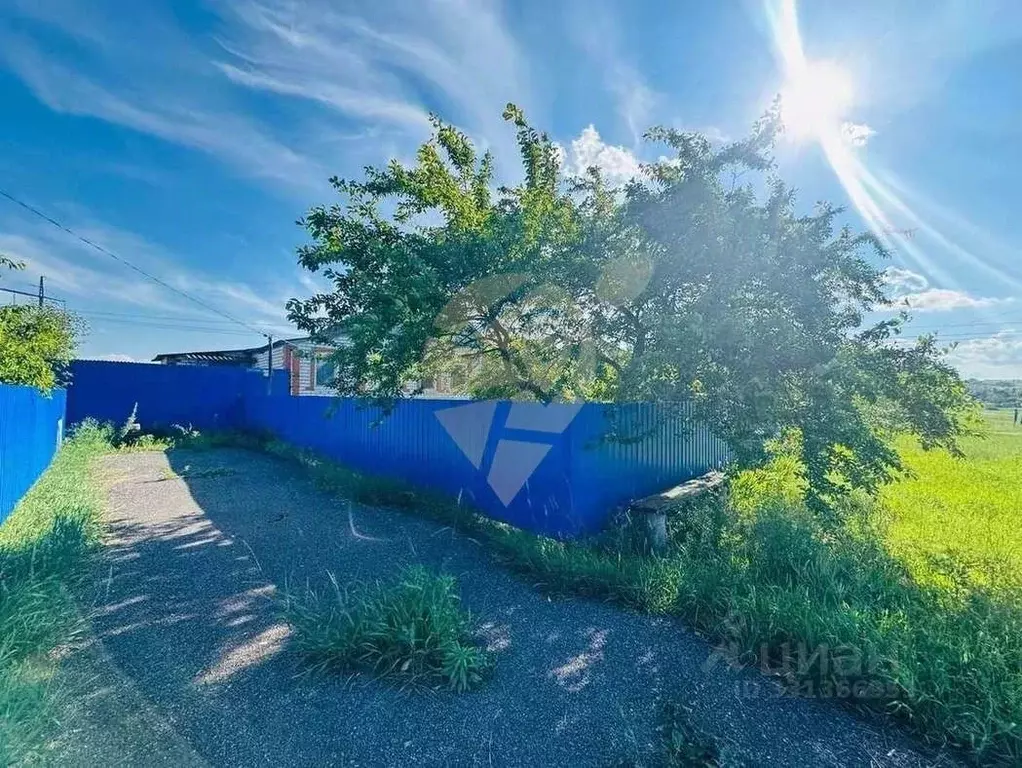 Дом в Белгородская область, Старооскольский городской округ, с. ... - Фото 1