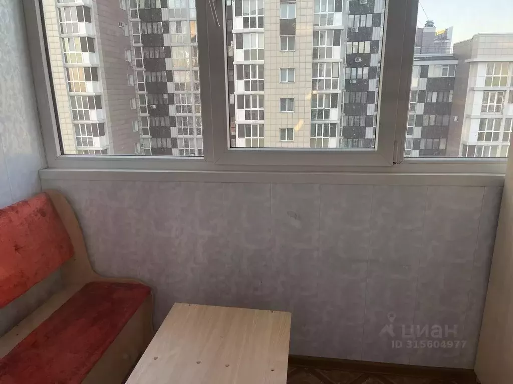 1-к кв. Алтайский край, Барнаул Партизанская ул., 105 (40.0 м) - Фото 2