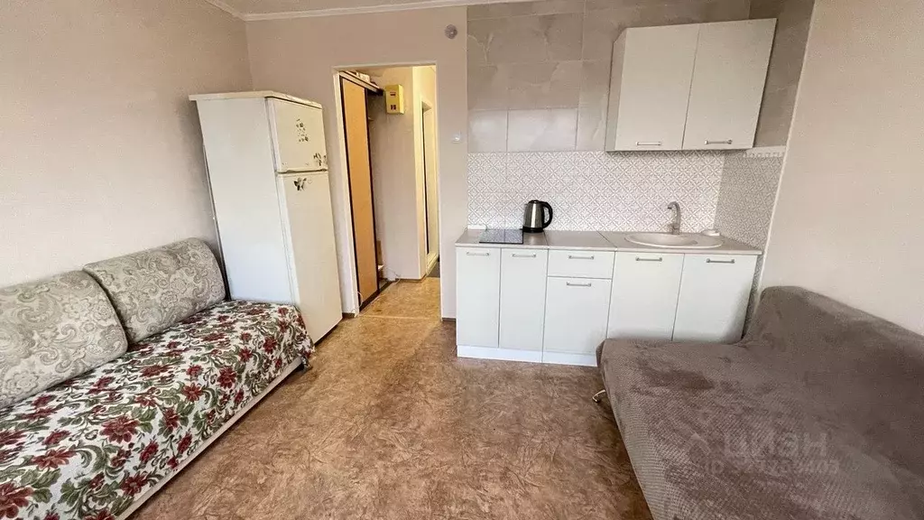 Студия Свердловская область, Екатеринбург ул. Фурманова, 60 (18.5 м) - Фото 1