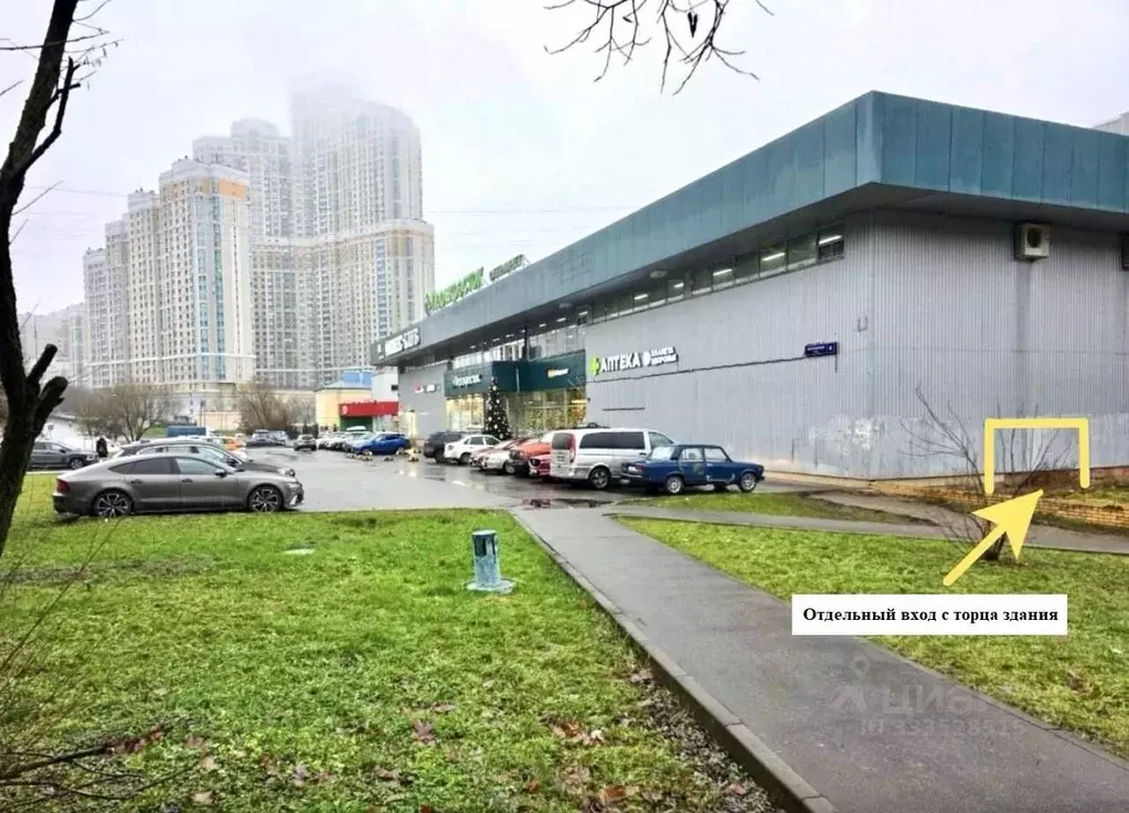 Помещение свободного назначения в Москва Михневская ул., 4 (389 м) - Фото 1
