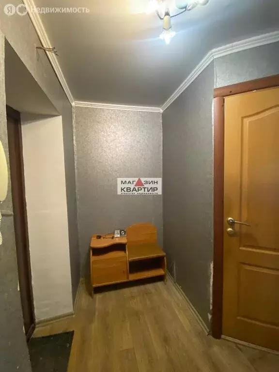 1-комнатная квартира: Смоленск, улица Попова, 104 (30 м) - Фото 0