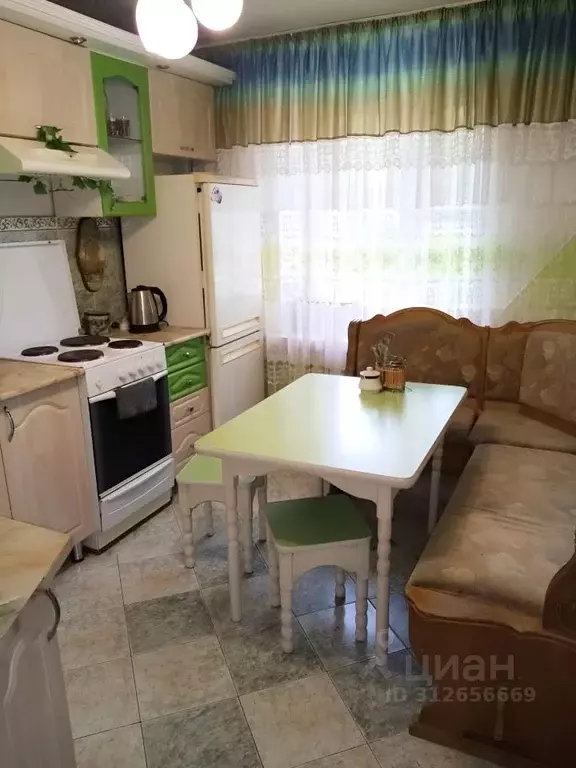 3-к кв. Алтайский край, Рубцовск ул. Светлова, 92 (60.0 м) - Фото 1