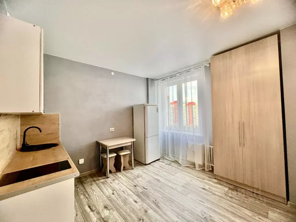 Студия Алтайский край, Барнаул ул. Сергея Ускова, 37 (27.0 м) - Фото 1