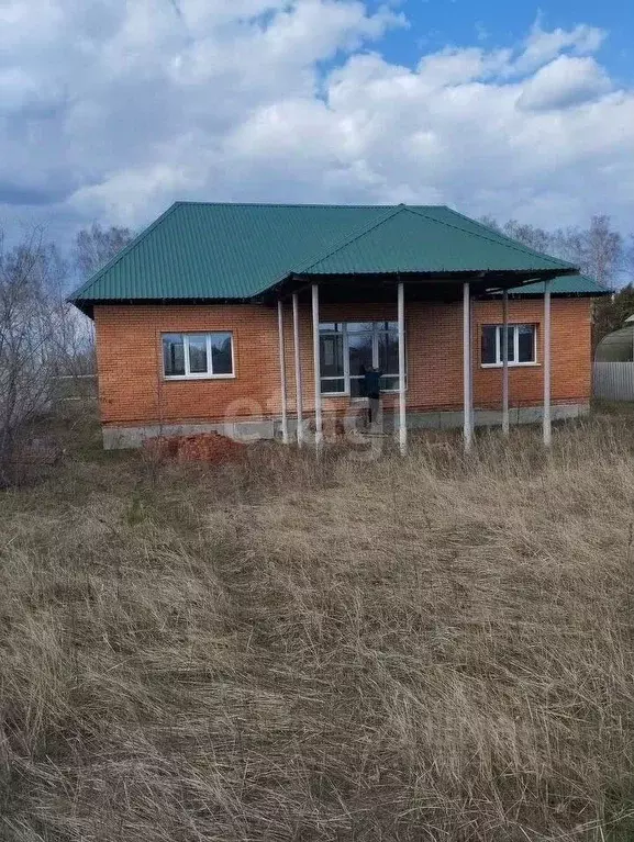 Дом в Белгородская область, Старооскольский городской округ, с. Озерки ... - Фото 0