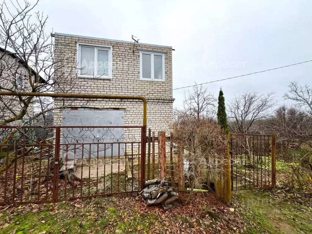 Дом в Волгоградская область, Городищенский район, Ерзовское городское ... - Фото 1