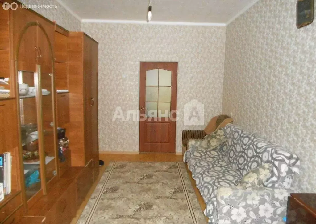 3-комнатная квартира: Волгодонск, улица Ленина, 57 (52.3 м) - Фото 1