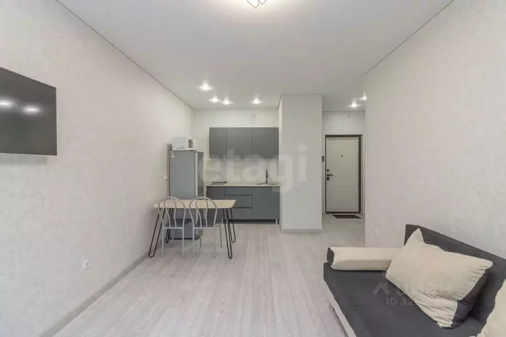 1-к кв. Тюменская область, Тюмень ул. Павла Никольского, 10к1блок2 ... - Фото 1