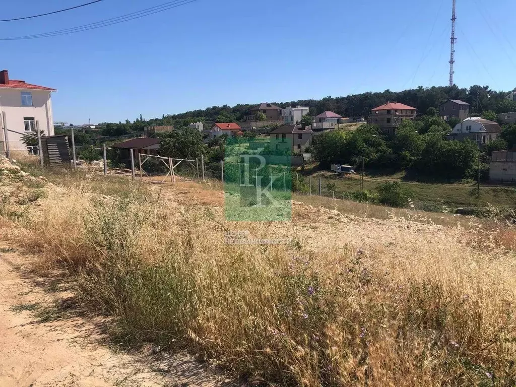 Участок в Севастополь ул. Редутная (5.0 сот.) - Фото 1