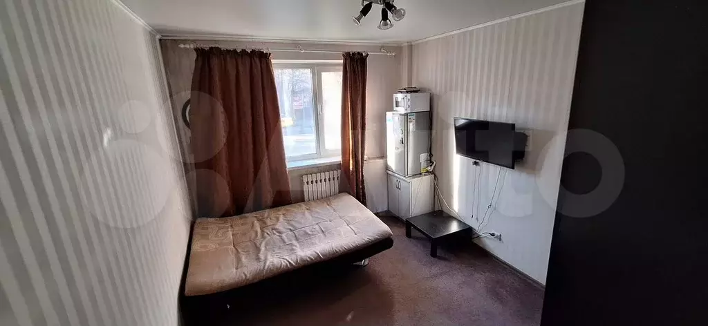 Комната 12 м в 7-к., 1/3 эт. - Фото 0