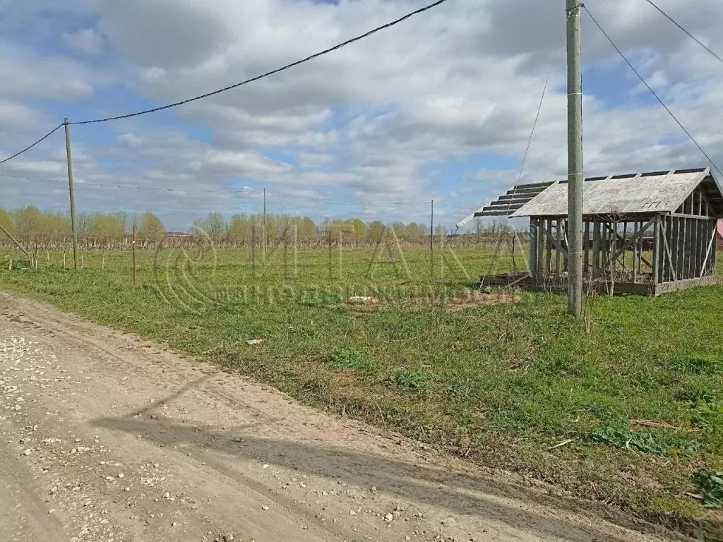 Участок в Ленинградская область, Волосовский район, д. Клопицы  (21.29 ... - Фото 0