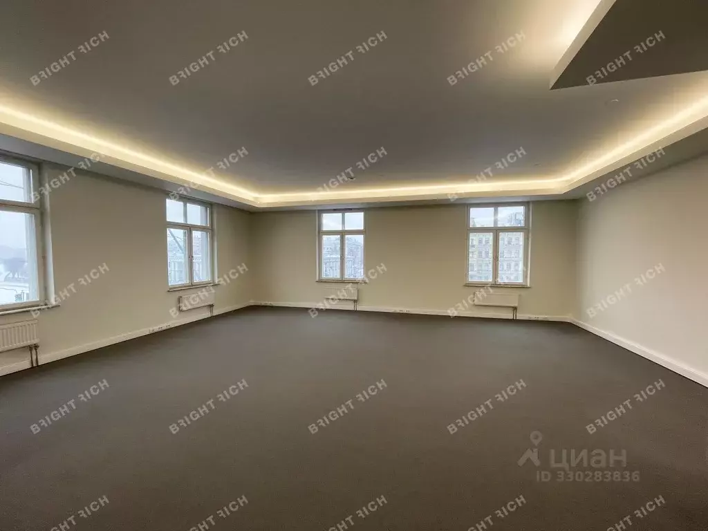 Офис в Санкт-Петербург Невский просп., 68а (321 м) - Фото 1