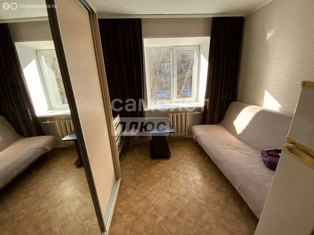 1-комнатная квартира: Краснокамск, улица Калинина, 5к2 (12.8 м) - Фото 1