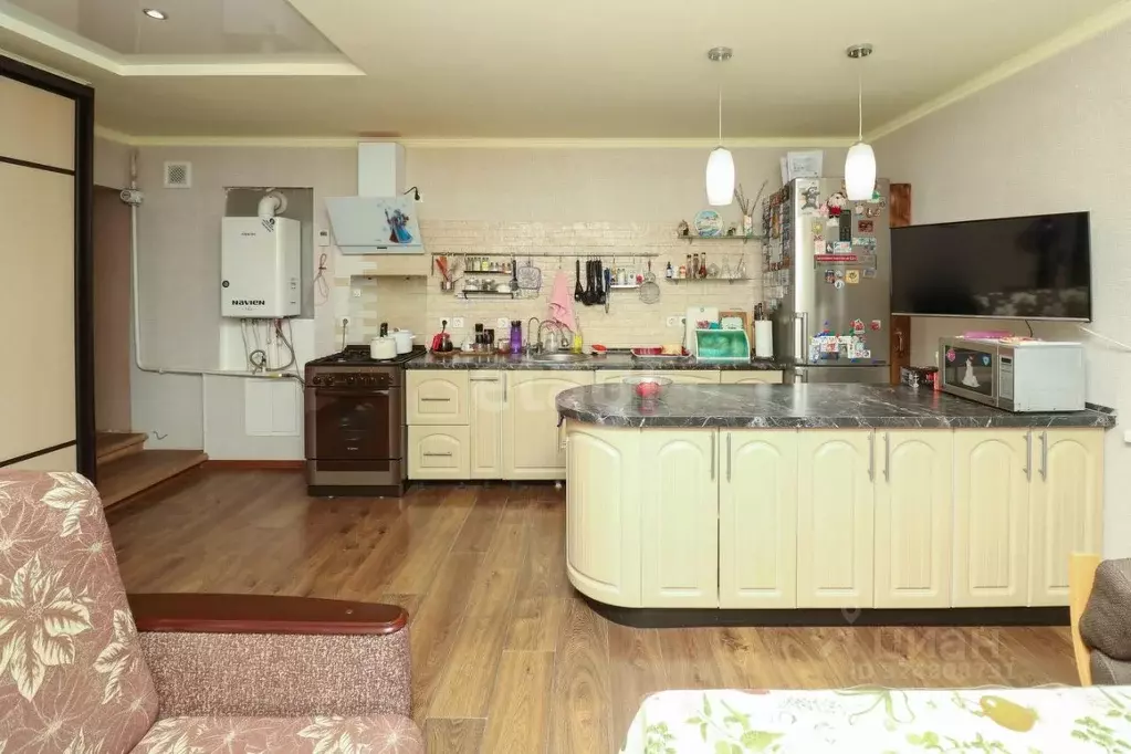 Дом в Оренбургская область, Оренбург Сахалинская ул., 37 (82 м) - Фото 1