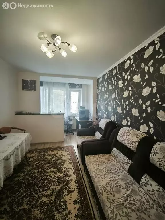 3-комнатная квартира: Курган, жилой район Заозёрный, 3-й микрорайон, ... - Фото 1