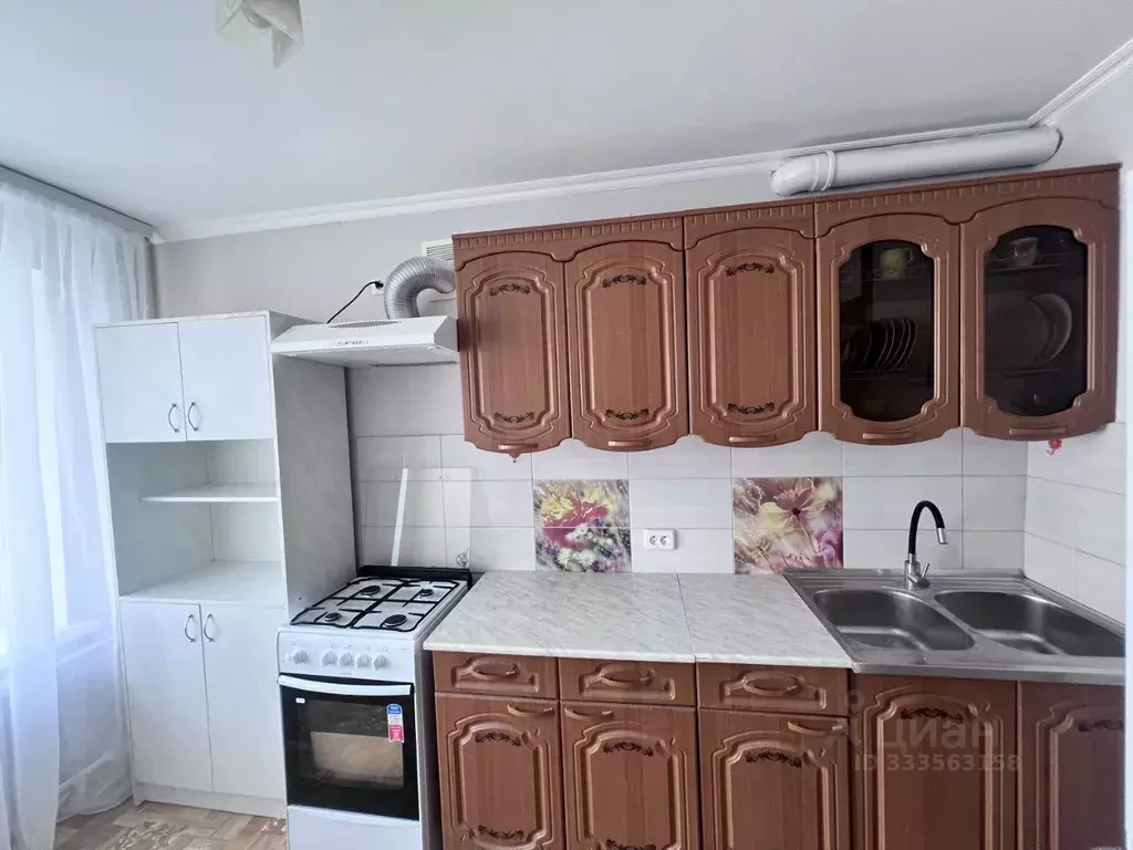 3-к кв. Крым, Симферополь ул. Стрелковая, 95 (65.0 м) - Фото 1