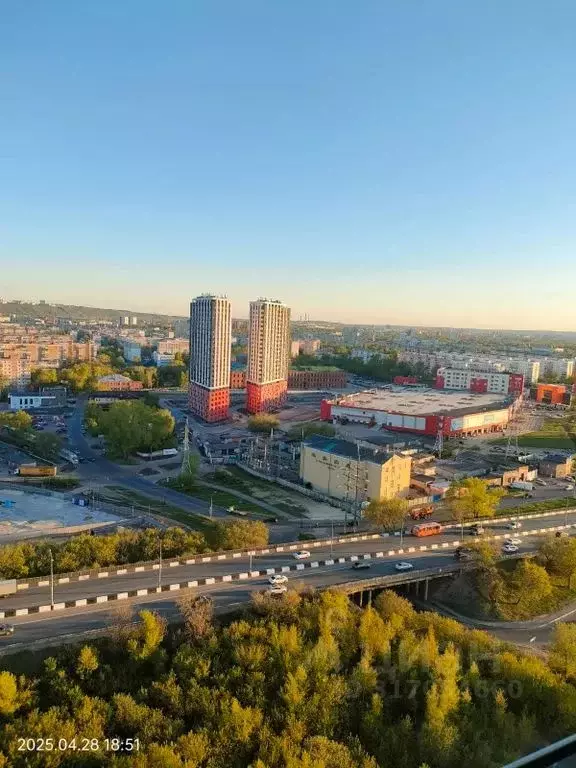 2-к кв. Нижегородская область, Нижний Новгород ул. Окская, 1 (50.0 м) - Фото 1