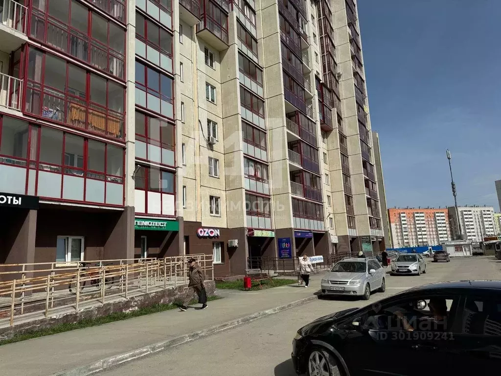 Торговая площадь в Челябинская область, Челябинск ул. Александра ... - Фото 0